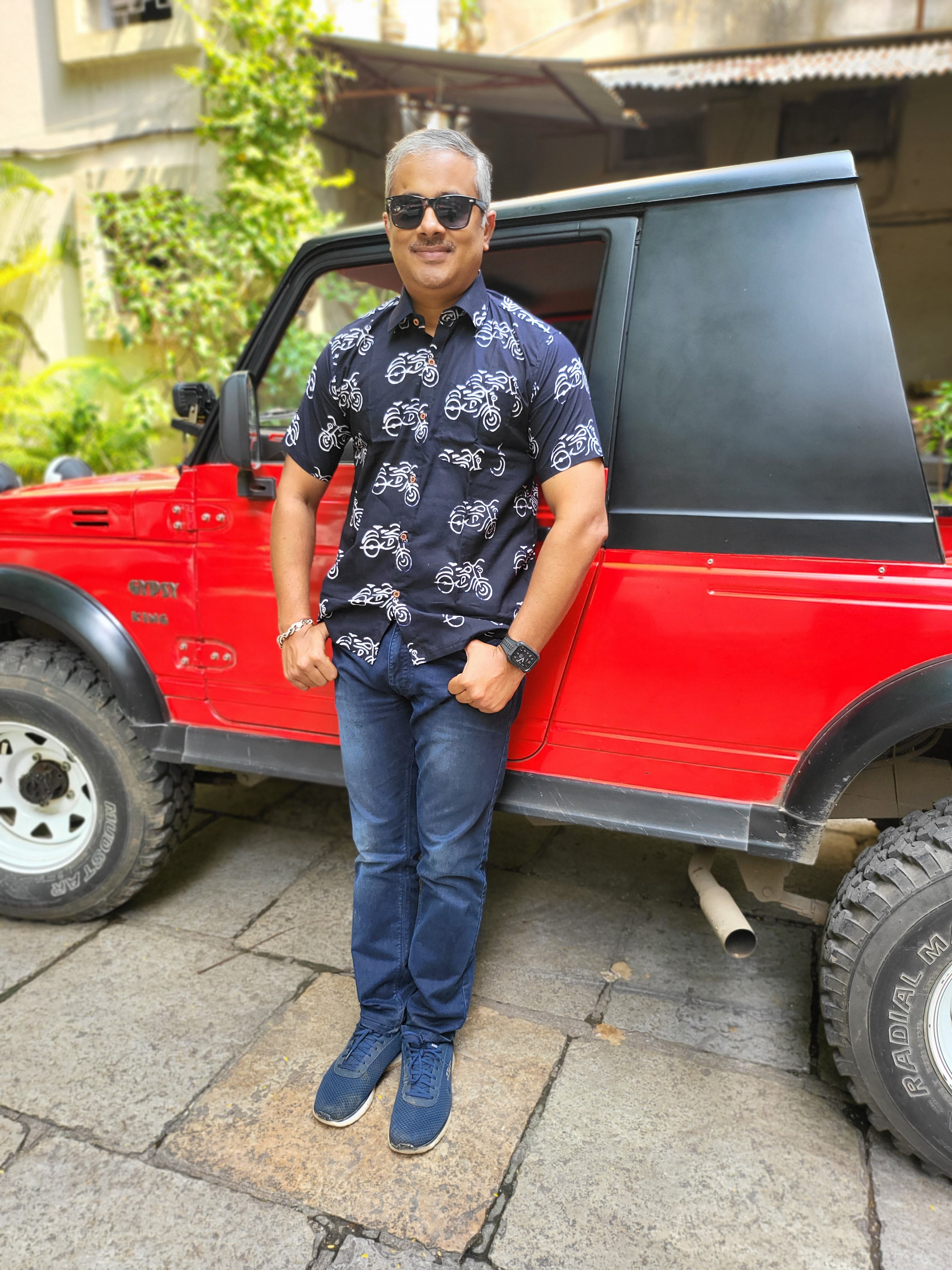 Half sleeves shirt for men